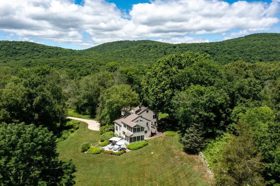 14 Flanders Lane, Kent, CT 06757 - #3
