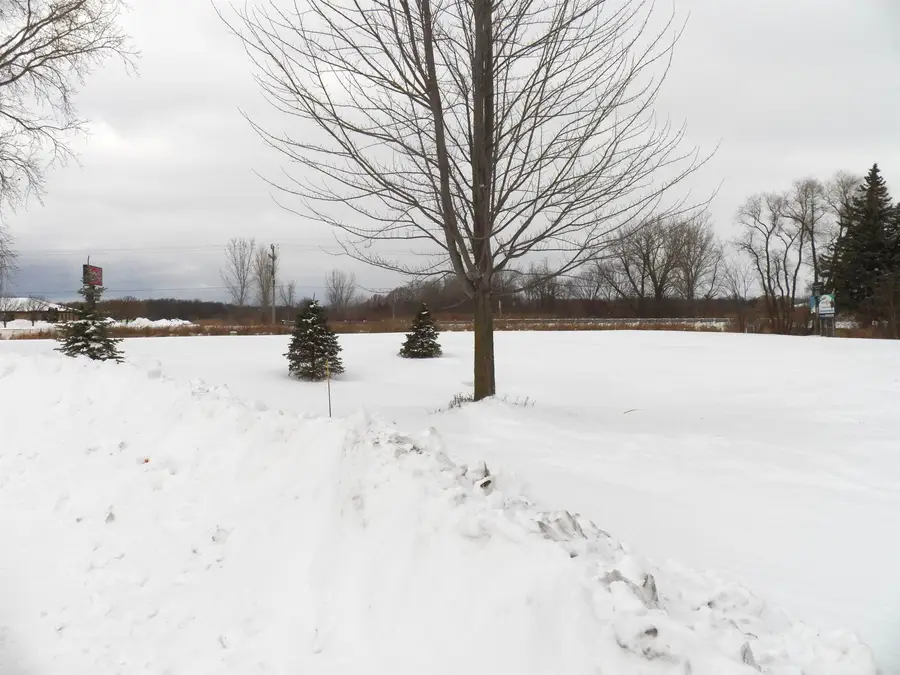 201 WEST HAVEN COURT, Luxemburg, WI 54217 - #2