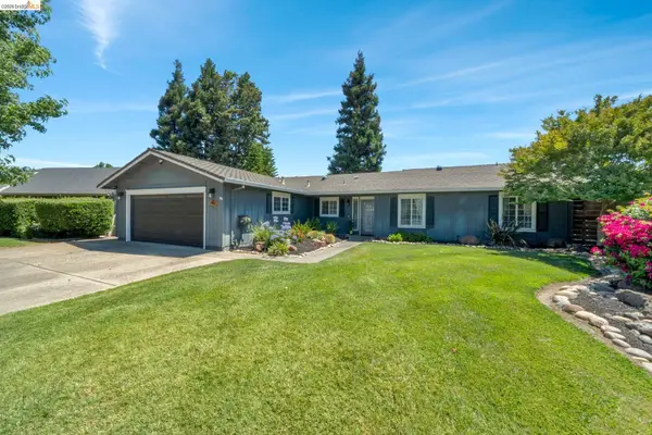 907 Dorchester Cir, Lodi, CA 95240