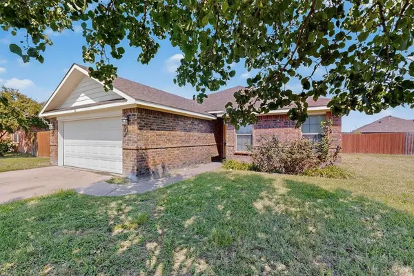 710 Sharon Lane, Whitewright, TX 75491