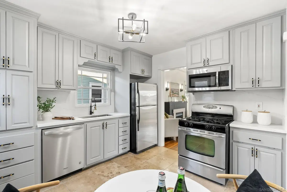 2730 Monroe Ave, San Diego, CA 92116 - Image #1