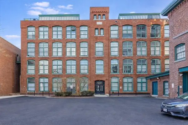 200 Market Street #23A, Lowell, MA 01852