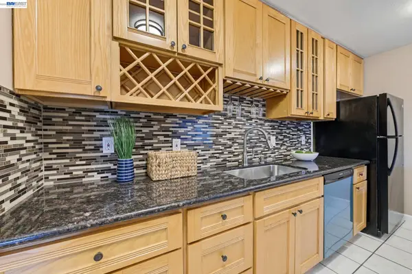 1510 E St #23, Hayward, CA 94541