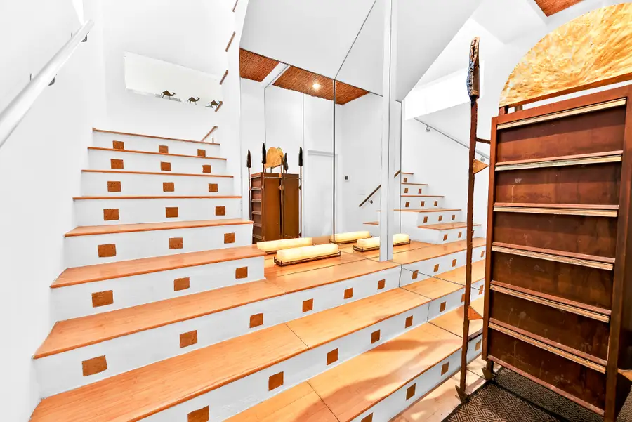 60 Ocean Front Dr, Key Largo, FL 33037 - Image #2