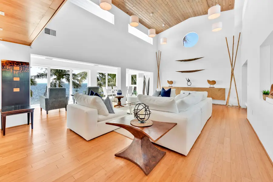 60 Ocean Front Dr, Key Largo, FL 33037 - Image #3