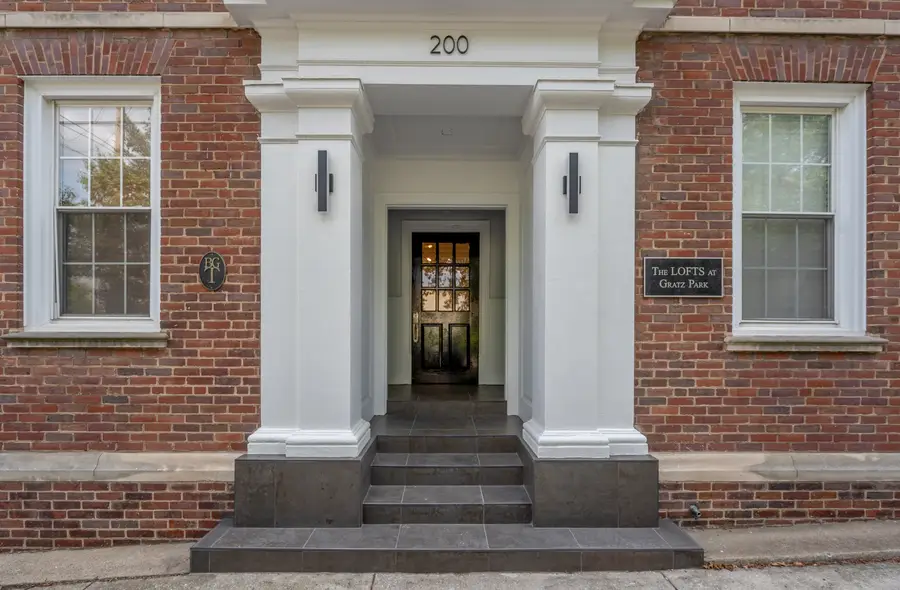 200 W Second Street #300, Lexington, KY 40507 - #2