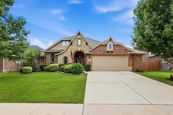 4204 Cobblestone Circle, Mansfield, TX 76063