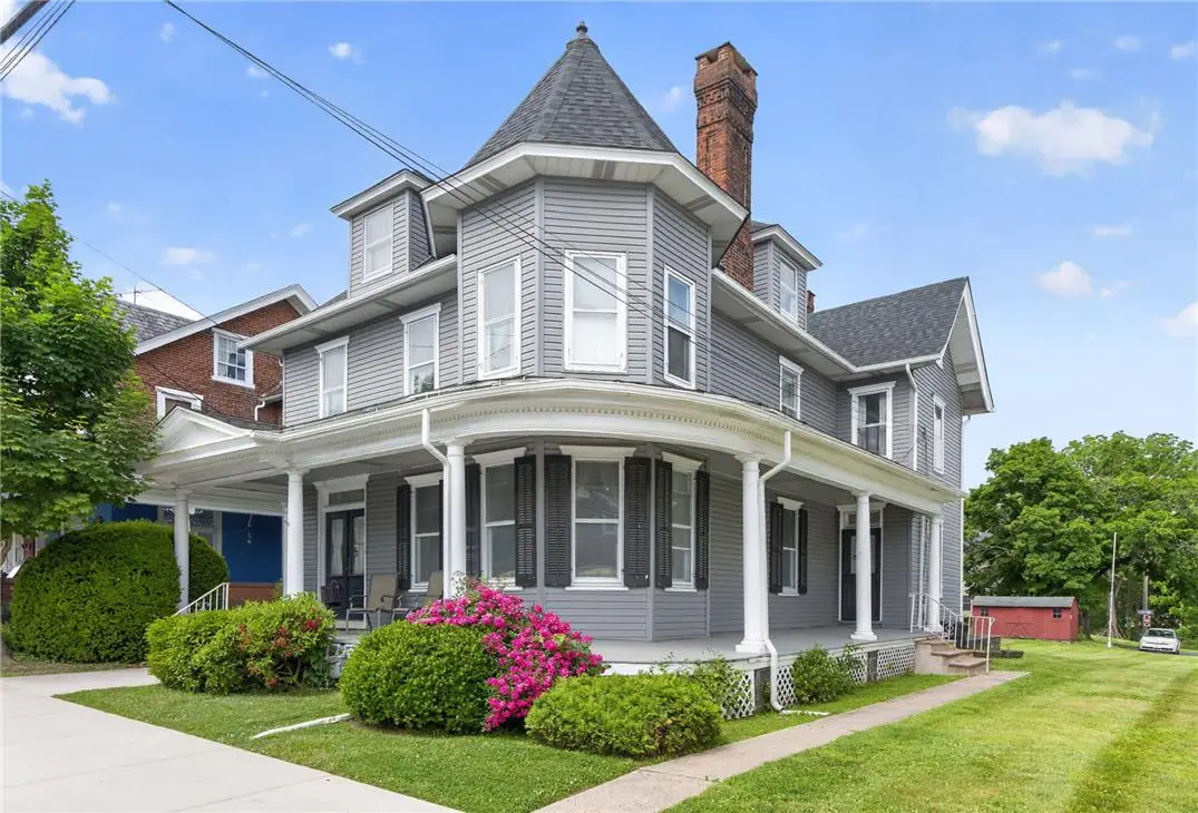 28 S Main Street, Coopersburg, PA 18036 - #1
