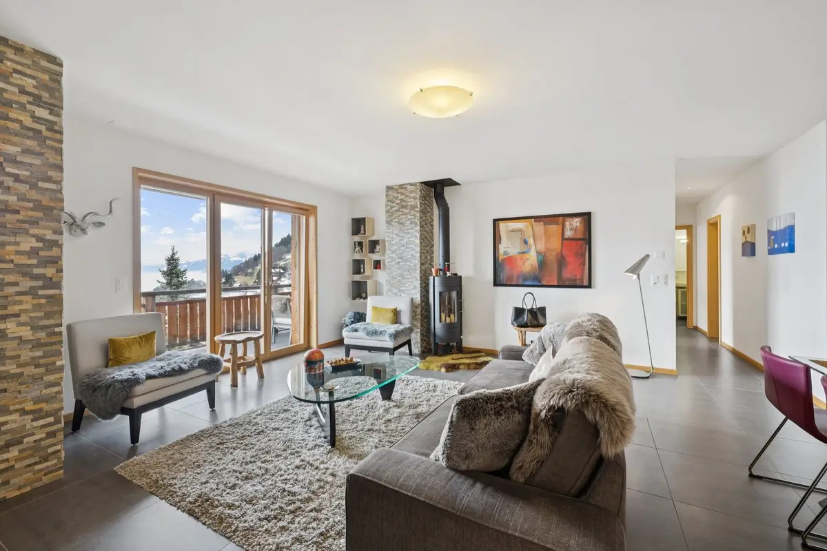 Address Withheld By Seller, Monterey Park, CA 91754 - #1