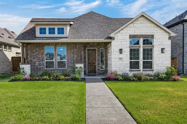 1820 Acorn Creek Circle, Mesquite, TX 75181