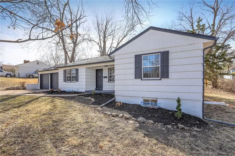 10509 E 57th Terrace, Raytown, MO 64133 - #3