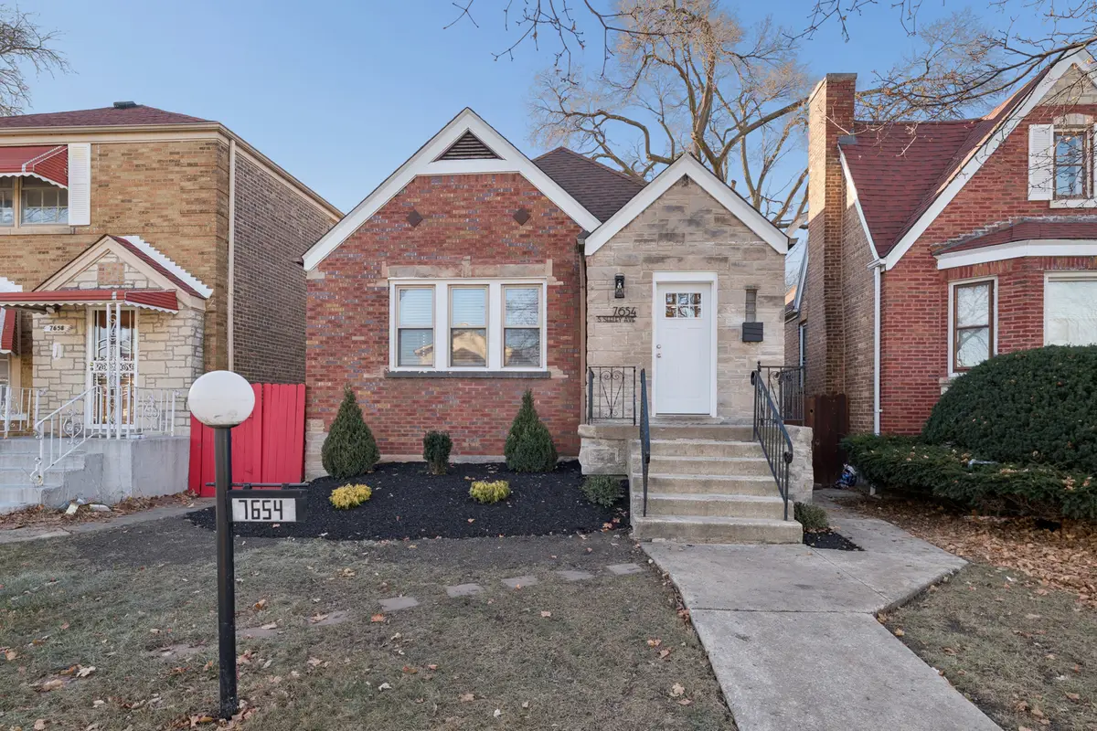 7654 S Seeley Avenue, Chicago, IL 60620 - Image #1