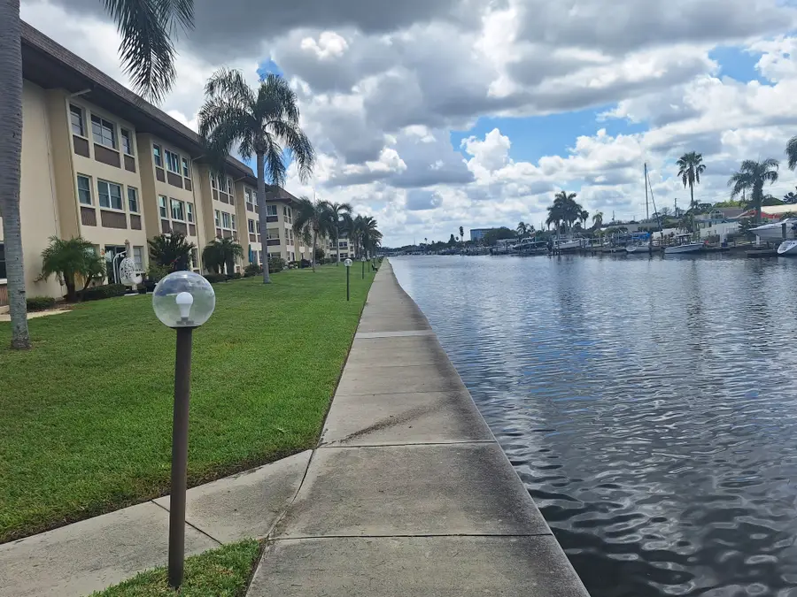 4518 Garnet Drive #202, New Port Richey, FL 34652 - #2