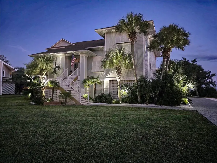 7813 Petersen Pt Rd, Milton, FL 32583 - #3