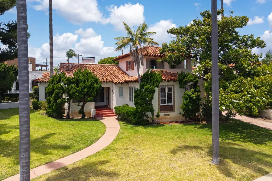 3702 Lotus Drive, San Diego, CA 92106 - #2