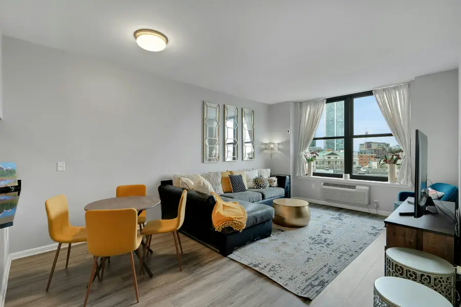 102 CHRISTOPHER COLUMBUS DR #803, Jersey City, NJ 07302 - Image #2