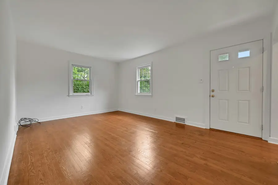 11 Pine St, Hackensack, NJ 07601 - #2