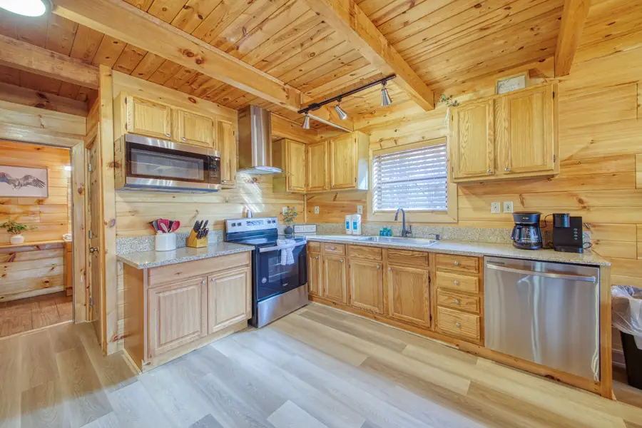 3079 Walden Ridge Rd, Sevierville, TN 37862 - #2