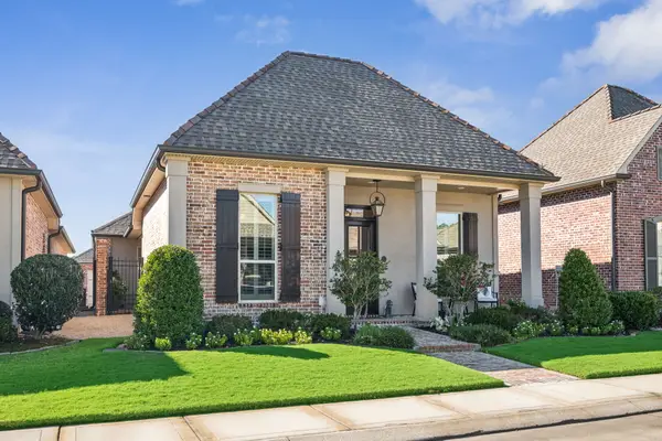 520 Rue Jardins Street, Covington, LA 70433