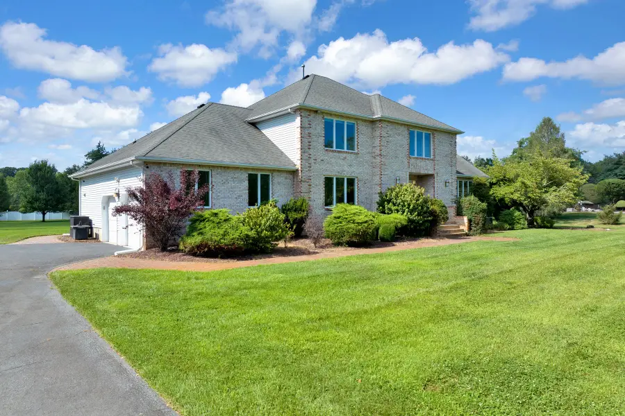 5 Tamar Court, Manalapan Township, NJ 07726 - Image #2