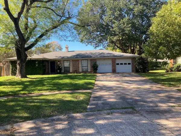 302 Burgundy Circle, Shreveport, LA 71105