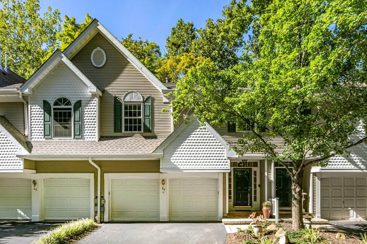 44 Rock Creek Woods Dr, Lambertville, NJ 08530 - #1