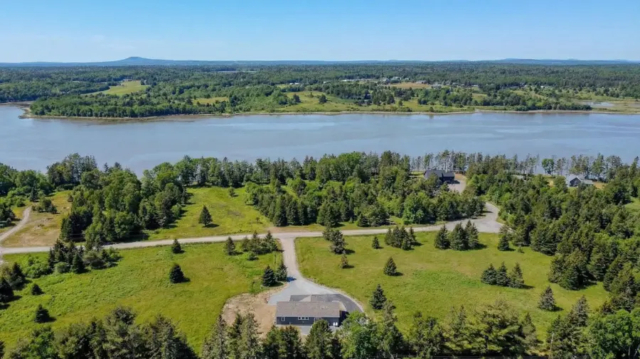18 Farms Edge Road, Lamoine, ME 04605 - #3