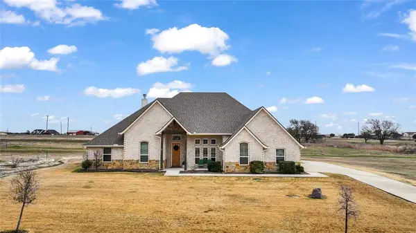 2011 Perkins Lane, Weatherford, TX 76088