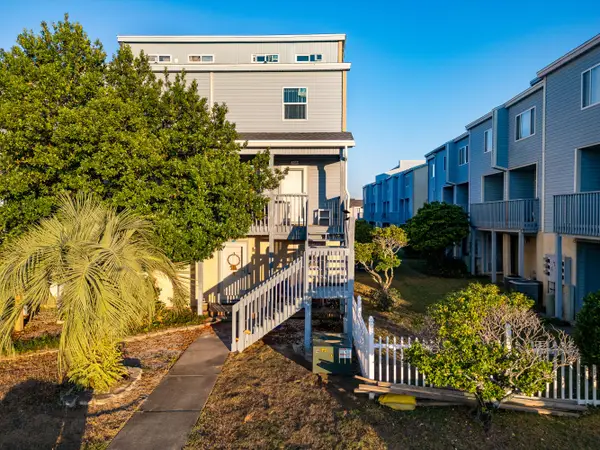 330 Bluefish Drive #208, Fort Walton Beach, FL 32548