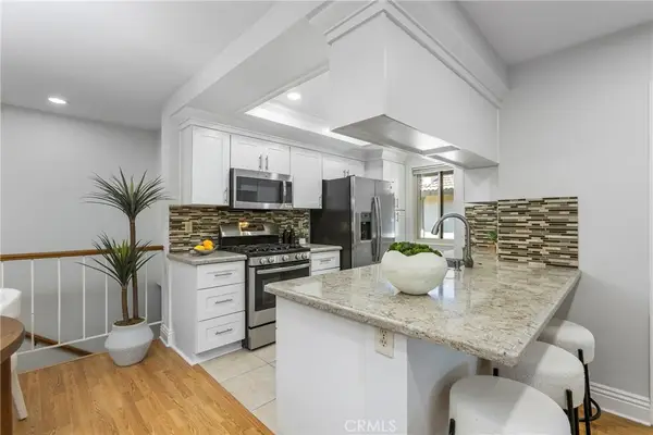 25183 Oak Canyon, Lake Forest, CA 92630