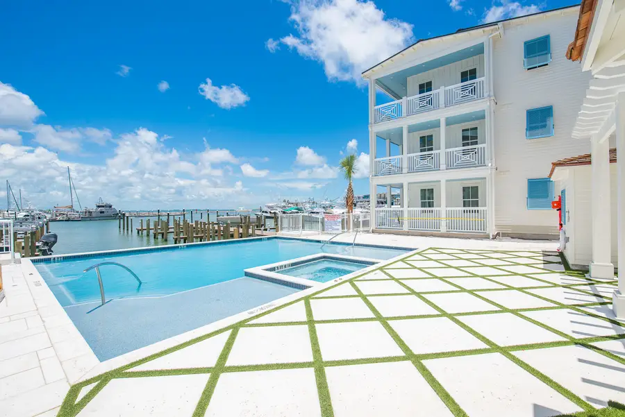136 W Cotter Avenue #13, Port Aransas, TX 78373 - Image #3