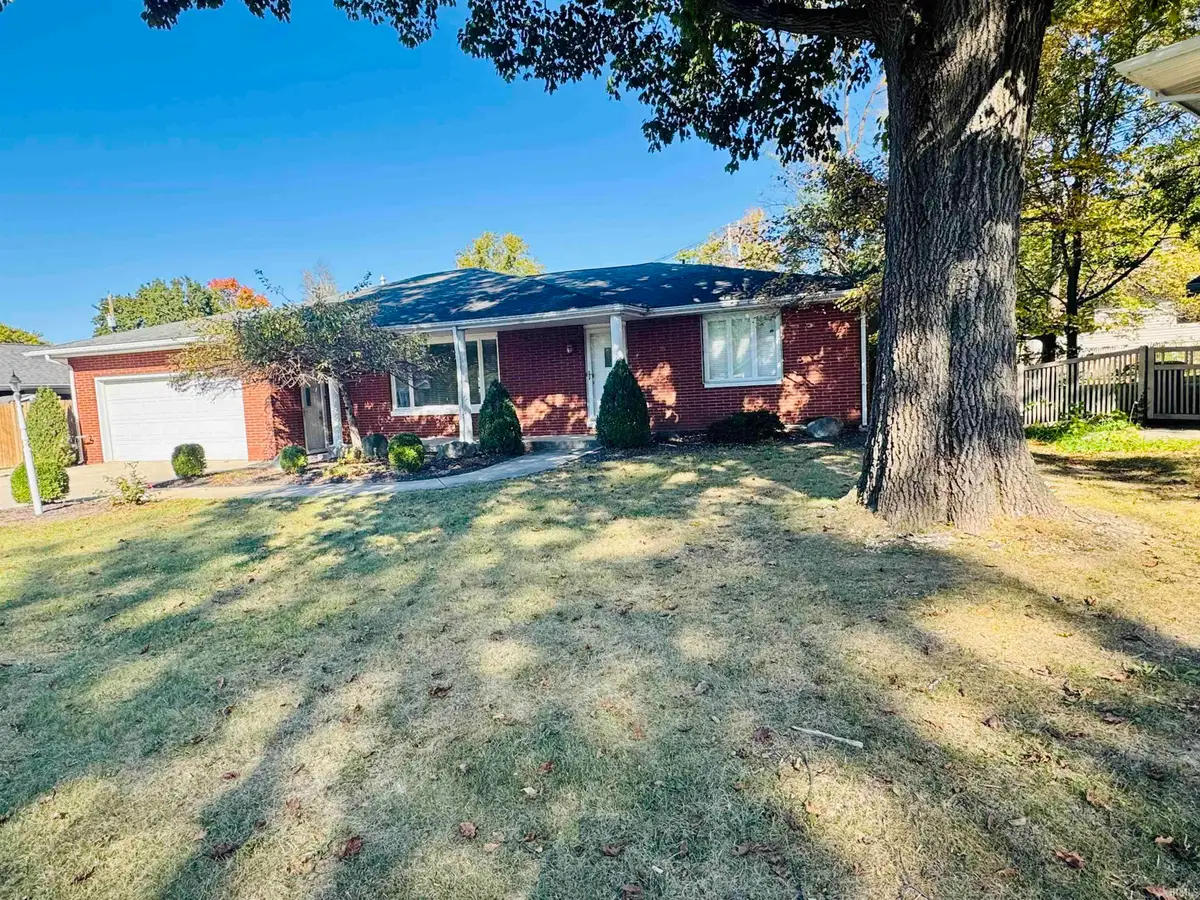 1302 N Briar Road, Muncie, IN 47304 - #1