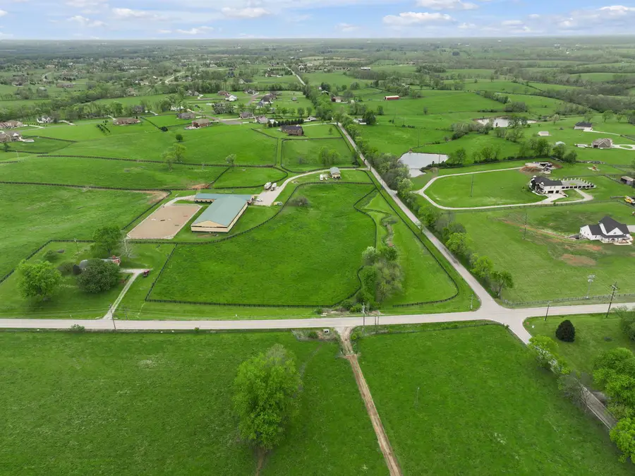 3200 Fishers Mill Road, Midway, KY 40347 - #2
