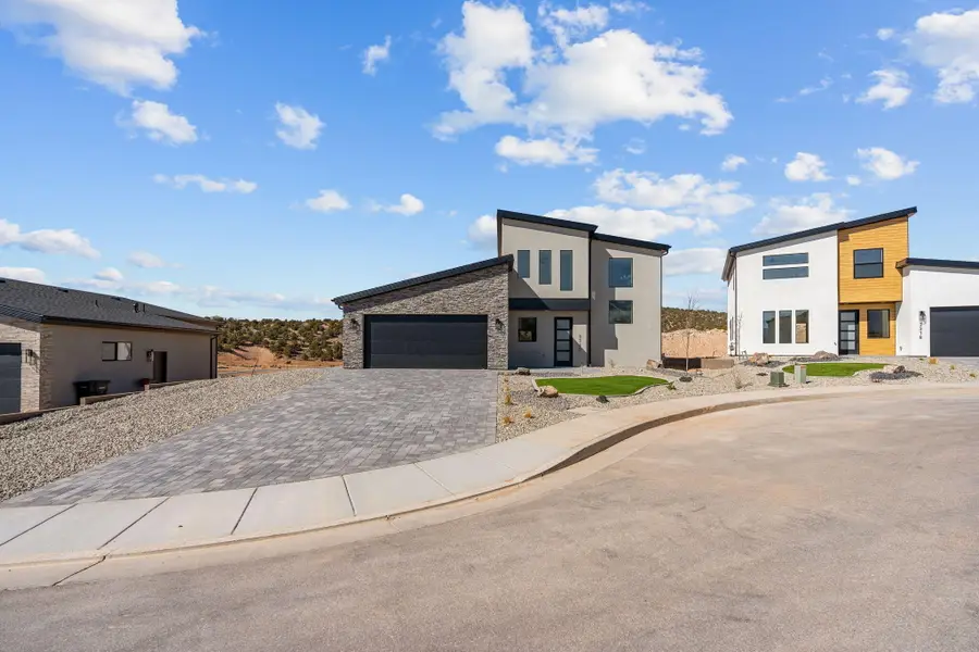 3330 W Sun Circle, Cedar City, UT 84720 - #2