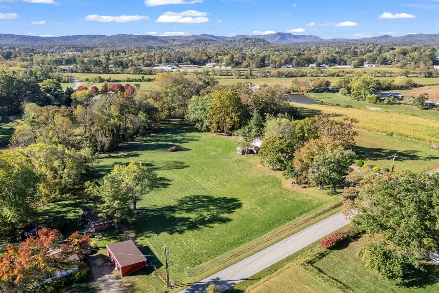 628 New Hope Road, Flat Rock, NC 28731 - Image #2