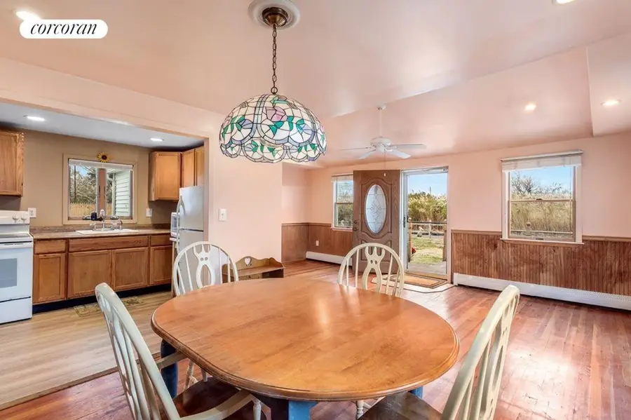 20 Bayside Road, Mastic Beach, NY 11951 - Image #3