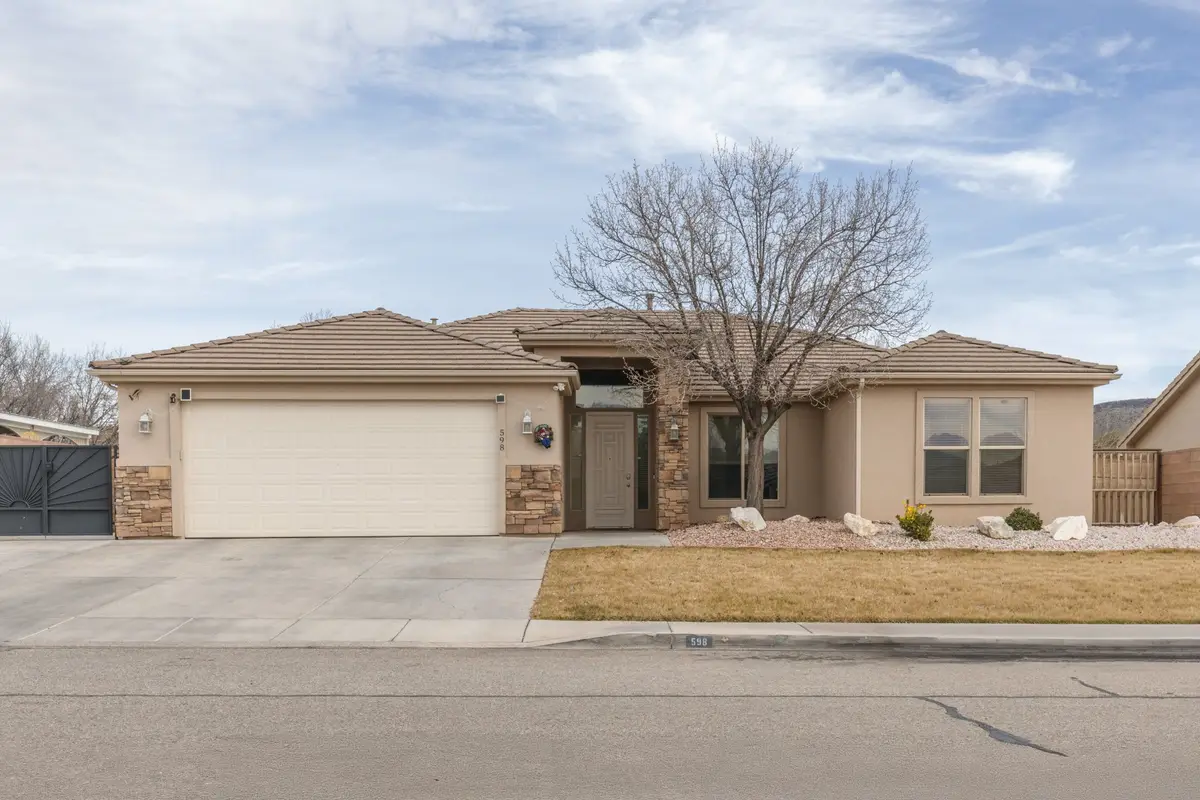 598 N 1620 W, Saint George, UT 84770 - #1