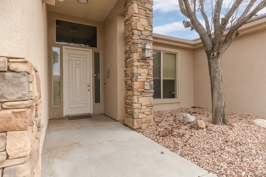 598 N 1620 W, Saint George, UT 84770 - #3