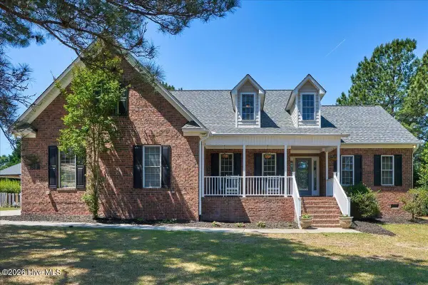 39 Winding Trail, Whispering Pines, NC 28327