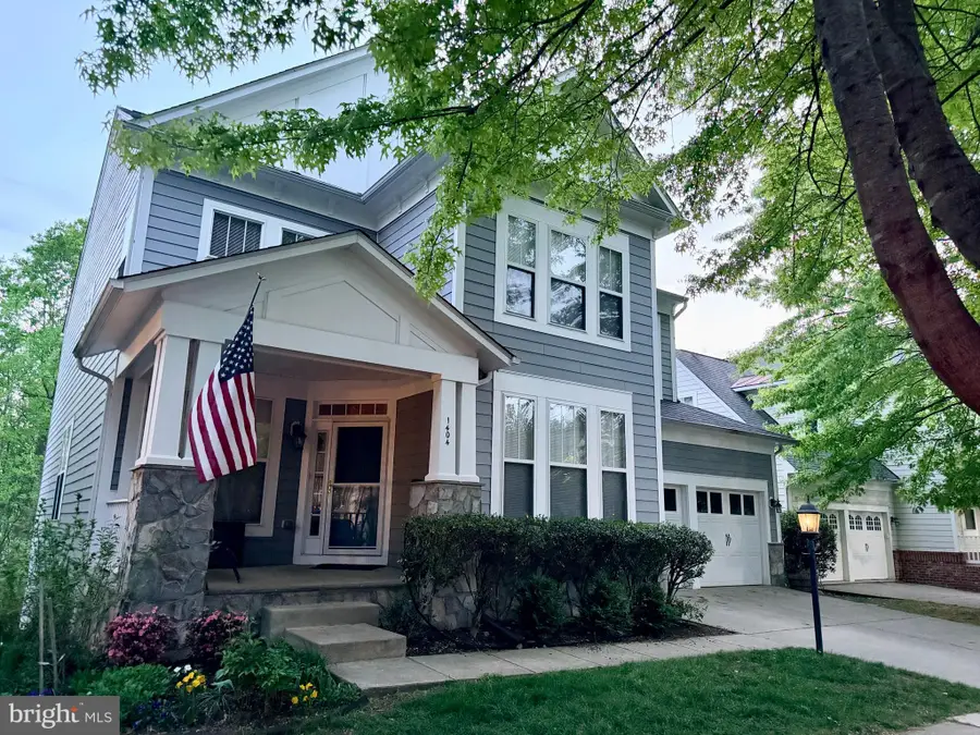 1404 Graham Dr, Fredericksburg, VA 22401 - #2