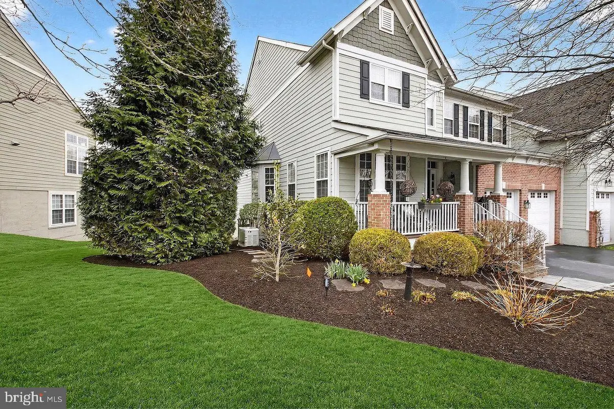 411 Sergeant Dr, Lambertville, NJ 08530 - #1