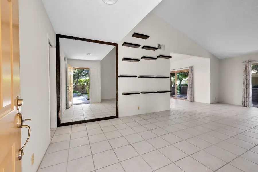2635 N Whitewater Club Drive, Palm Springs, CA 92262 - #2