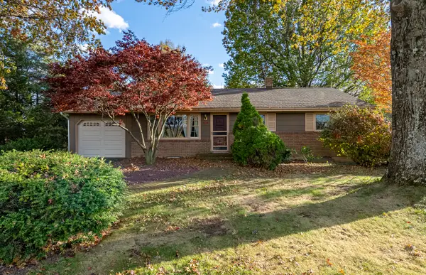 207 Laurel Ave, HAMBURG, PA 19526