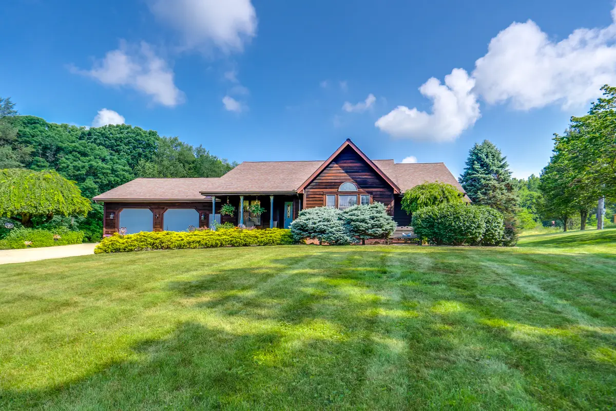 2785 Brady Lake, Ravenna, OH 44266 - #1