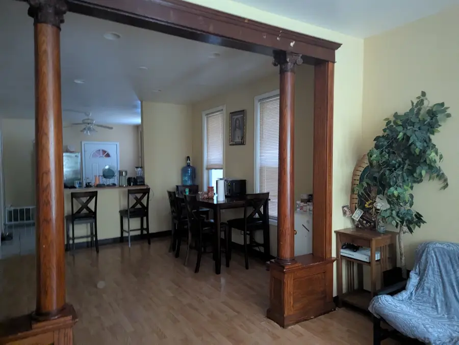 2423 W Moffat Street, Chicago, IL 60647 - Image #2