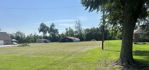 38043 Osten Beard Rd, Darrow, LA 70725