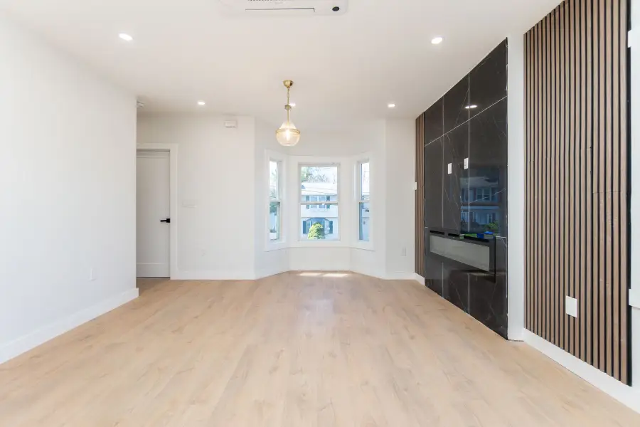 26 Central Ave, Malden, MA 02148 - #3