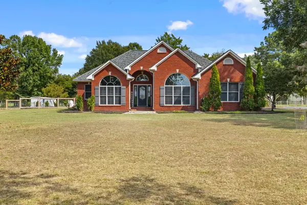 2111 Breeding Drive Nw, Hartselle, AL 35640