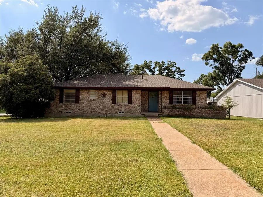 201 Collins Drive, Terrell, TX 75160 - #2