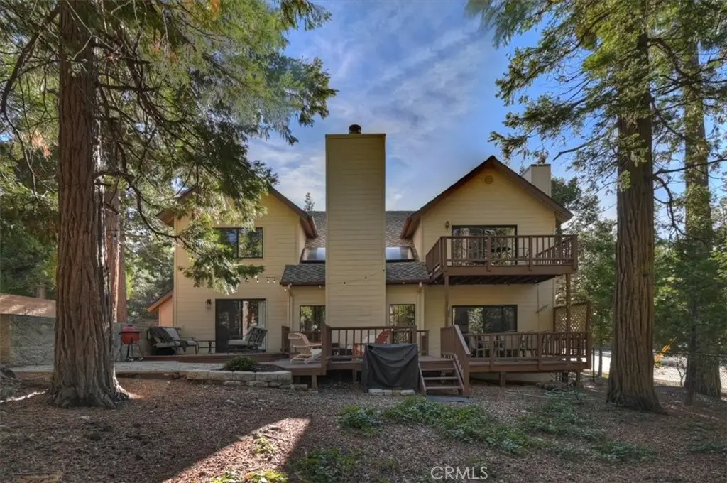 27162 Peninsula Drive, Lake Arrowhead, CA 92352 - Image #1